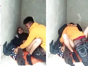 Hot sex in the vast mansion of the Desi lovers