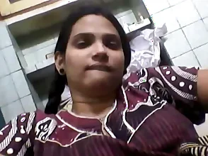 The new bhabhi XXX experience: Maya s hot face on Chaturbate